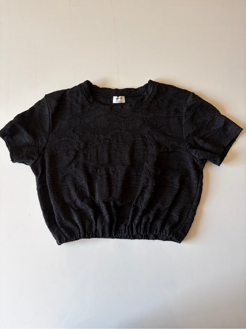 Wilfred black short sleeve crop top elastic waist tee shirt women’s size small
